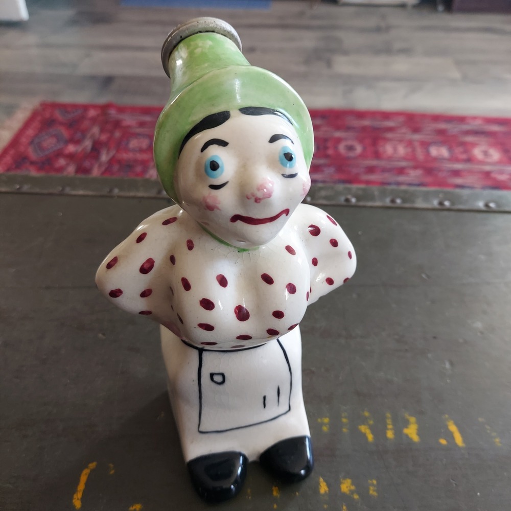 Vintage Pfaltzgraff Myrtle Muggsy Shaker Designed by Jessop York PA Ceramic